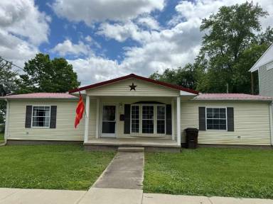 Main picture of 60 W Clay St