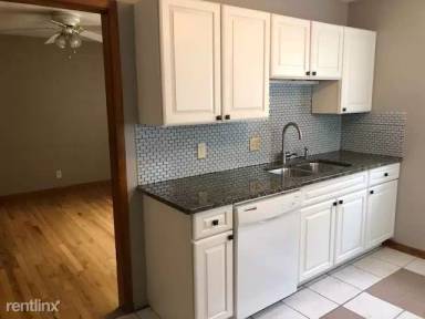 Main picture of 309 Myrtle Ave