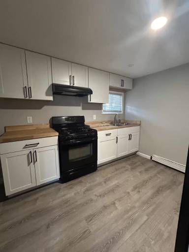 Main picture of 1004 Ingra St