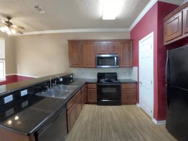 Main picture of 304 Forest Dr