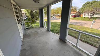 Main picture of 344 N Young St