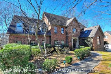 Main picture of 10121 Balmoral Cir