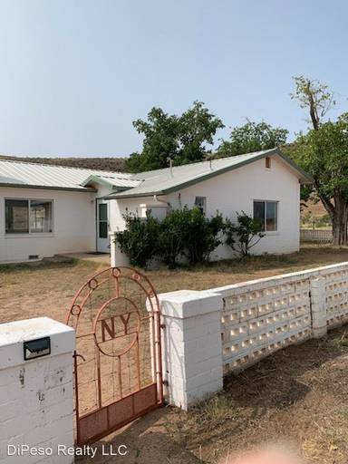 Main picture of 1187 S N Y Ranch Road