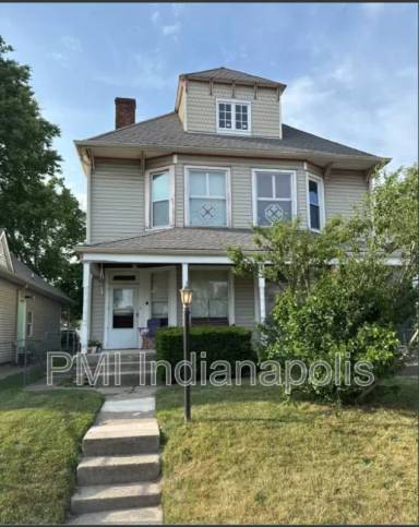 Main picture of 1630 Woodlawn Ave