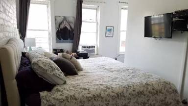 Main picture of 528 Jersey Ave