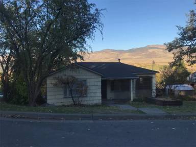 Main picture of 1210 Ashland Mine Rd