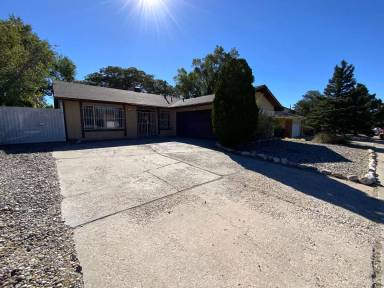Main picture of 12740 Tomlinson Dr SE