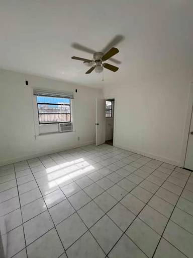 Main picture of 501 S Ocean Blvd