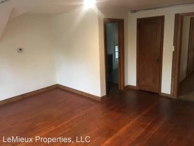 Main picture of 402 7th Ave S