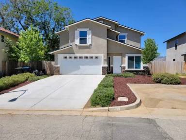 Main picture of 473 Jonathan Pl