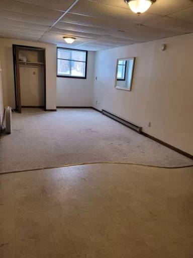 Main picture of 909 Western Rd