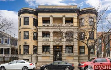 Main picture of 453 W Fullerton Pkwy
