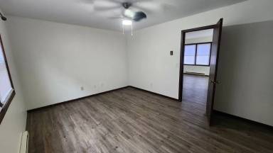 Main picture of 609 Mount Nemo Ave