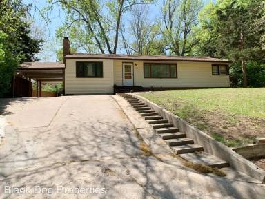 Main picture of 2007 College Heights Rd