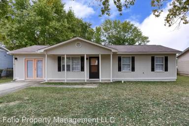 Main picture of 3243 Uvalde Ln NW