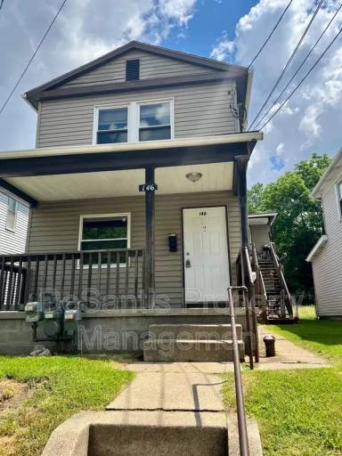 Main picture of 146 Maplewood Ave