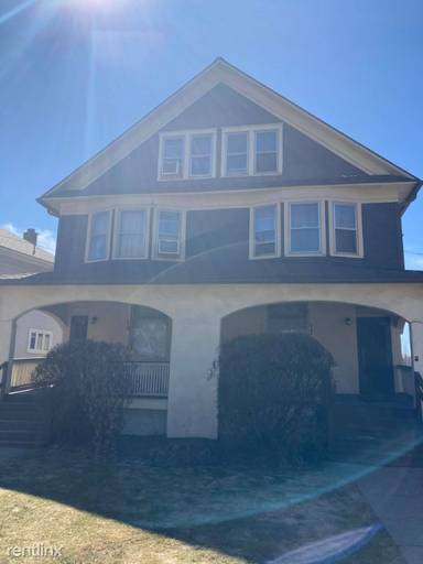 Main picture of 17 Welles St