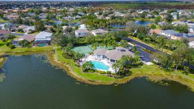 Main picture of 8876 Falcon Pointe Loop