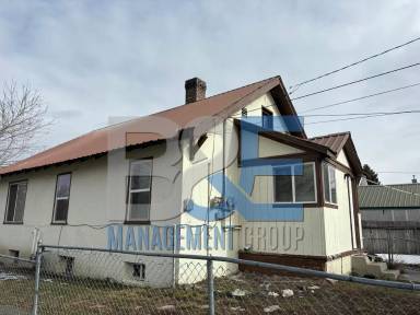 Main picture of 300 5th St