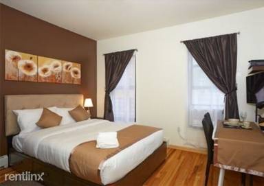 Main picture of 15 7th Ave