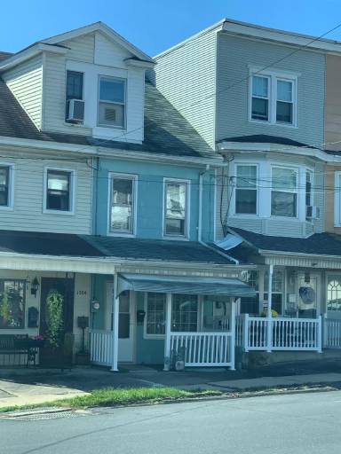 Main picture of 1506 W Lynn St