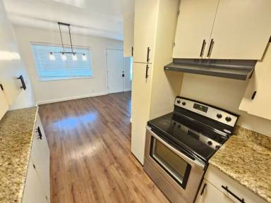 Main picture of 1150 Francisco Ave