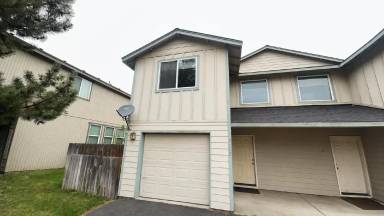 Main picture of 3004 SW Juniper Ave