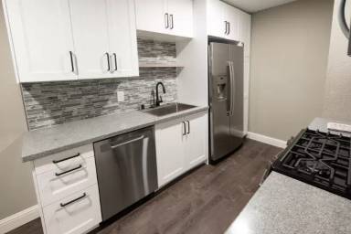 Main picture of 323 Montrose Dr