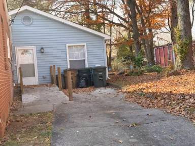 Main picture of 1706 Rayston Dr