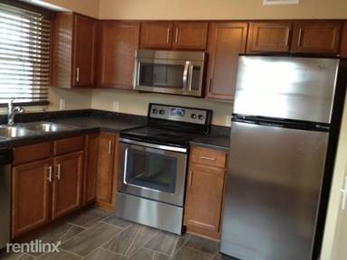 Main picture of 1017 S 31st St
