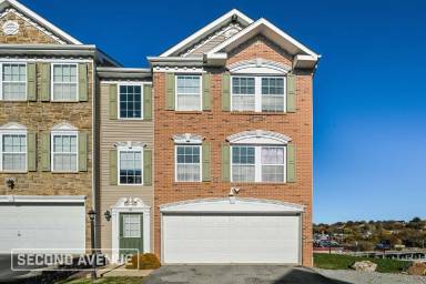 Main picture of 100 Alderwood Dr