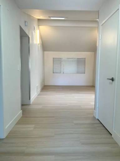 Main picture of 329 Dawn Ct
