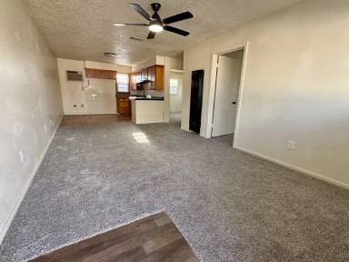 Main picture of 703 47th St