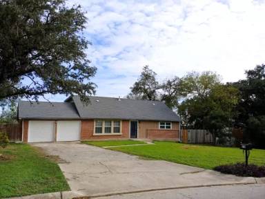 Main picture of 218 Halbart Dr