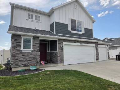 Main picture of 3536 S Bayview Dr