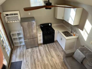Main picture of 309 Hackberry Ave