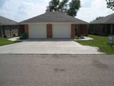 Main picture of 925 Maplewood St