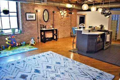 Main picture of Printers Row Lofts
