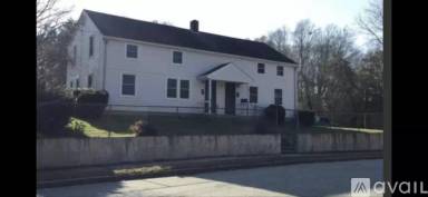 Main picture of 17 Southridge Dr