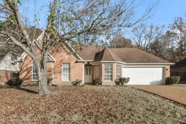 Main picture of 5768 Lancaster Dr