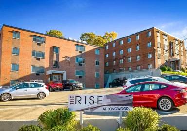 Main picture of 198 Hillside St