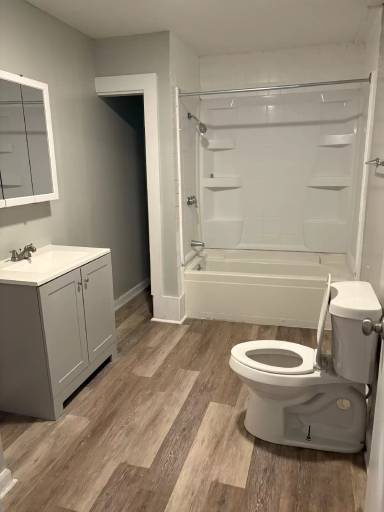 Main picture of 550 Busti Ave