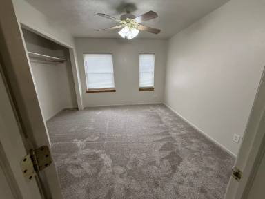Main picture of 604 W Sheridan Ave