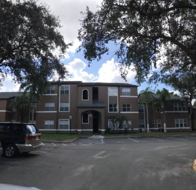 Main picture of 4540 Commander Dr