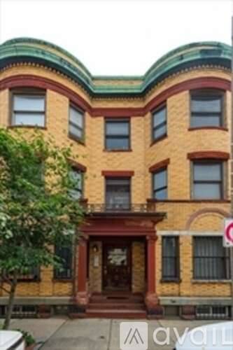 Main picture of 16 Edgerly Rd