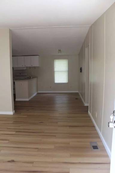 Main picture of 5049 Pea Ridge Rd