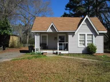 Main picture of 621 Durden Ave