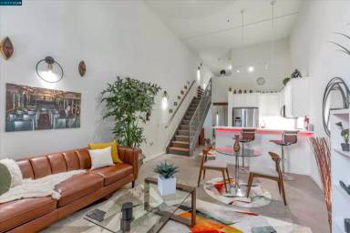 Main picture of 655 12th St Apartments