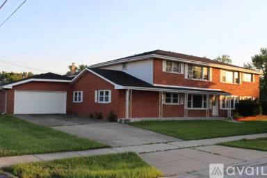 Main picture of 14455 Jefferson Ave