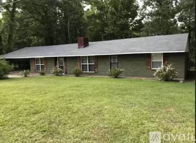 Main picture of 105 Allen Ave